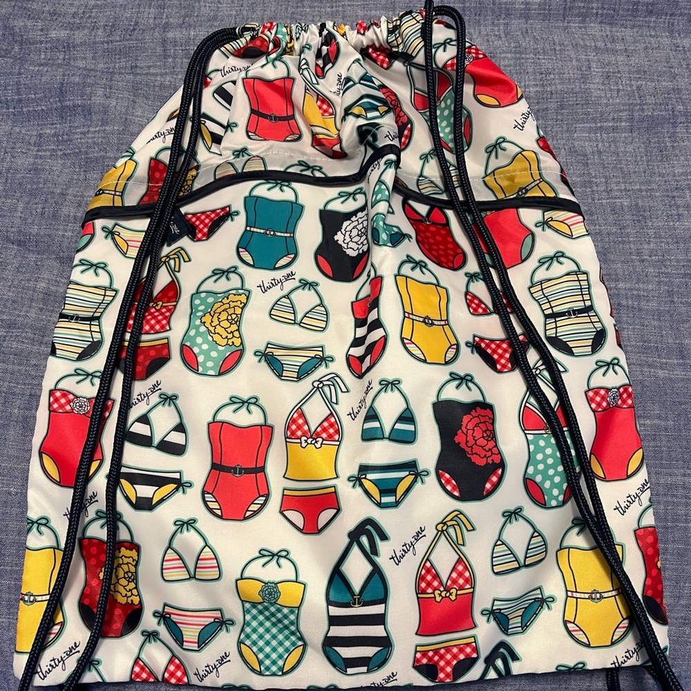 Thirty One bathing suit pattern cinch sac. The cutest pattern! Never used! NWOT.